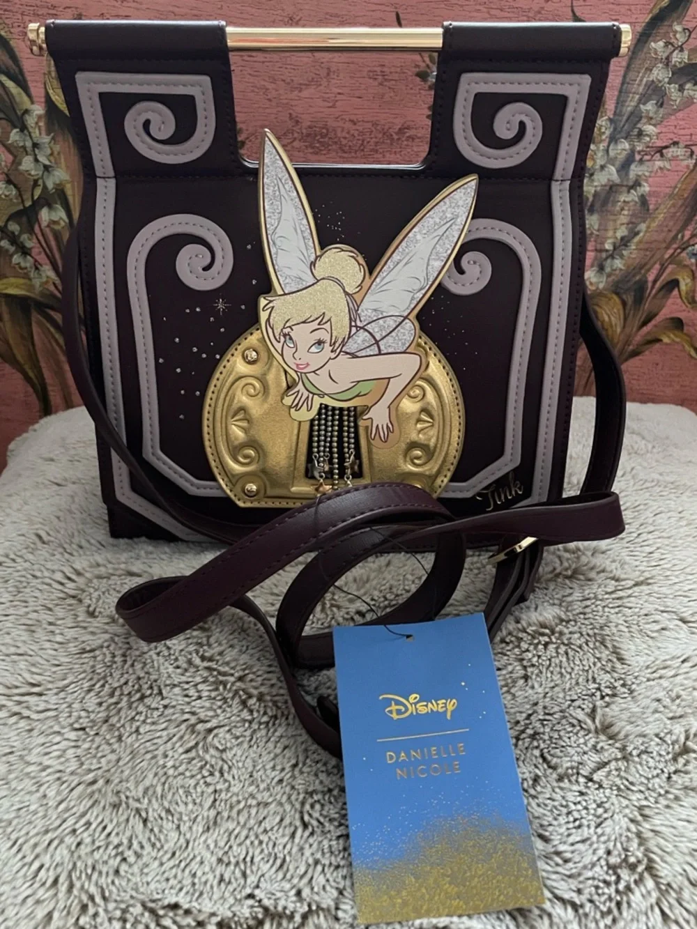 Danielle Nicole x Disney Tinker Bell Keyhole Pixie Dust Crossbody Bag - Picture 8 of 8